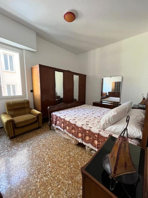 Casa Gerry, A Due Passi Dal Mare Apartment Savona Ngoại thất bức ảnh